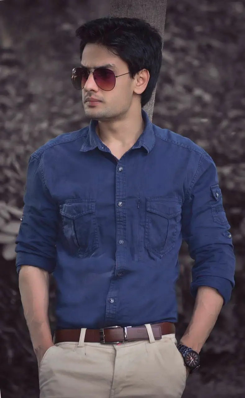 man, model, fashion-6044830.jpg